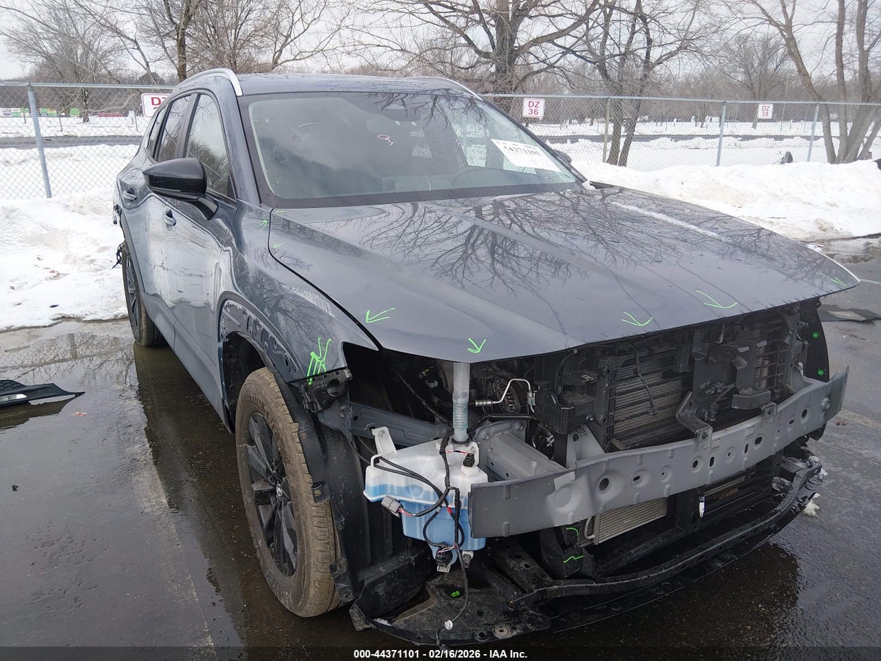 7MMVABBM1SN****** · 2025 MAZDA CX-50 2.5 S PREFERRED PACKAGE