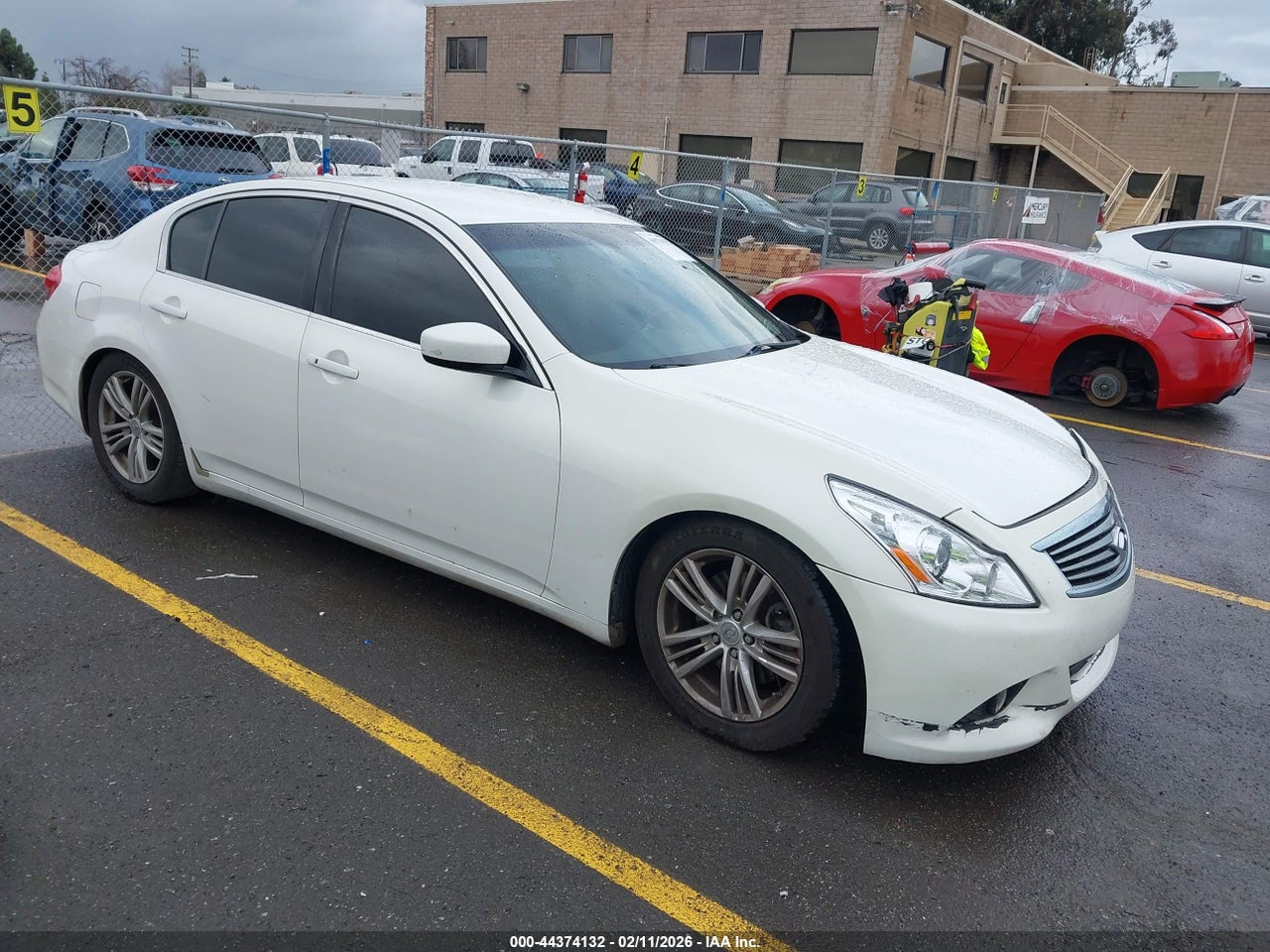 JN1CV6AP7BM****** · 2011 INFINITI G37 JOURNEY