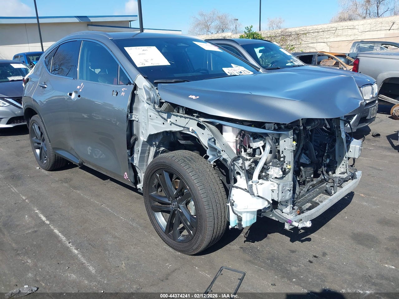 JTJHKCFZ2R2****** · 2024 LEXUS NX 450H+ LUXURY