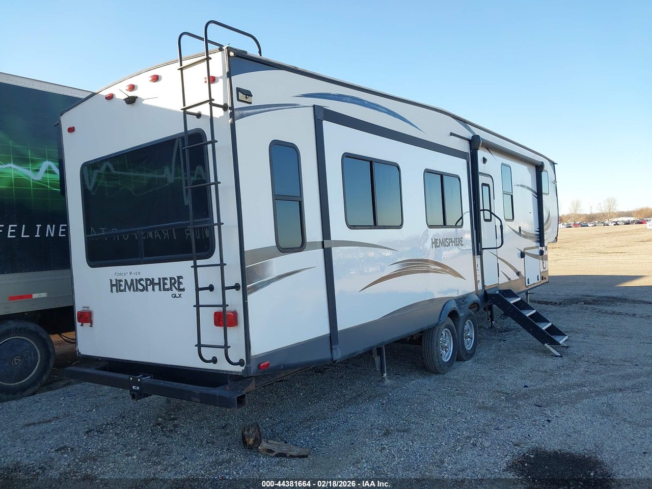 2019 FOREST RIVER TRAVEL TRAILER · 4/11