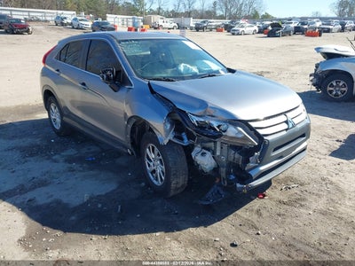 JA4AS3AA8KZ****** · 2019 MITSUBISHI ECLIPSE CROSS ES