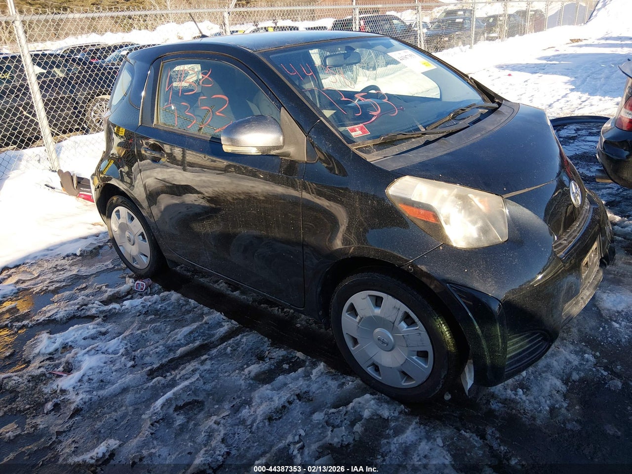 JTNJJXB00CJ****** · 2012 SCION IQ