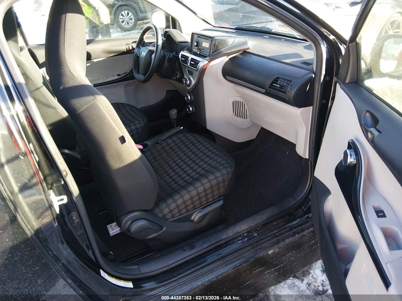 2012 SCION IQ · 5/11