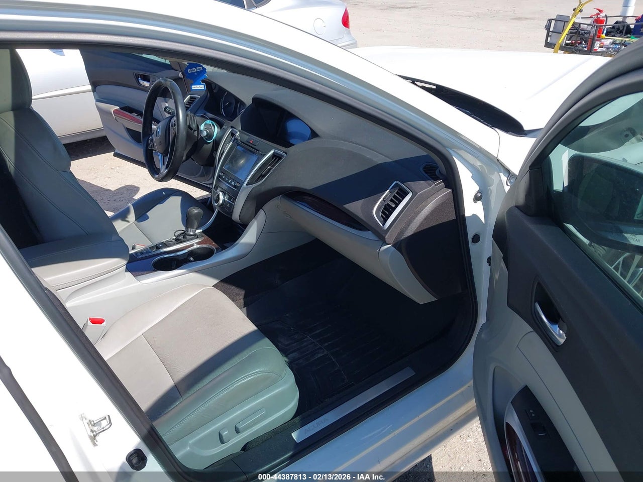 2017 ACURA TLX TECHNOLOGY PACKAGE · 5/11