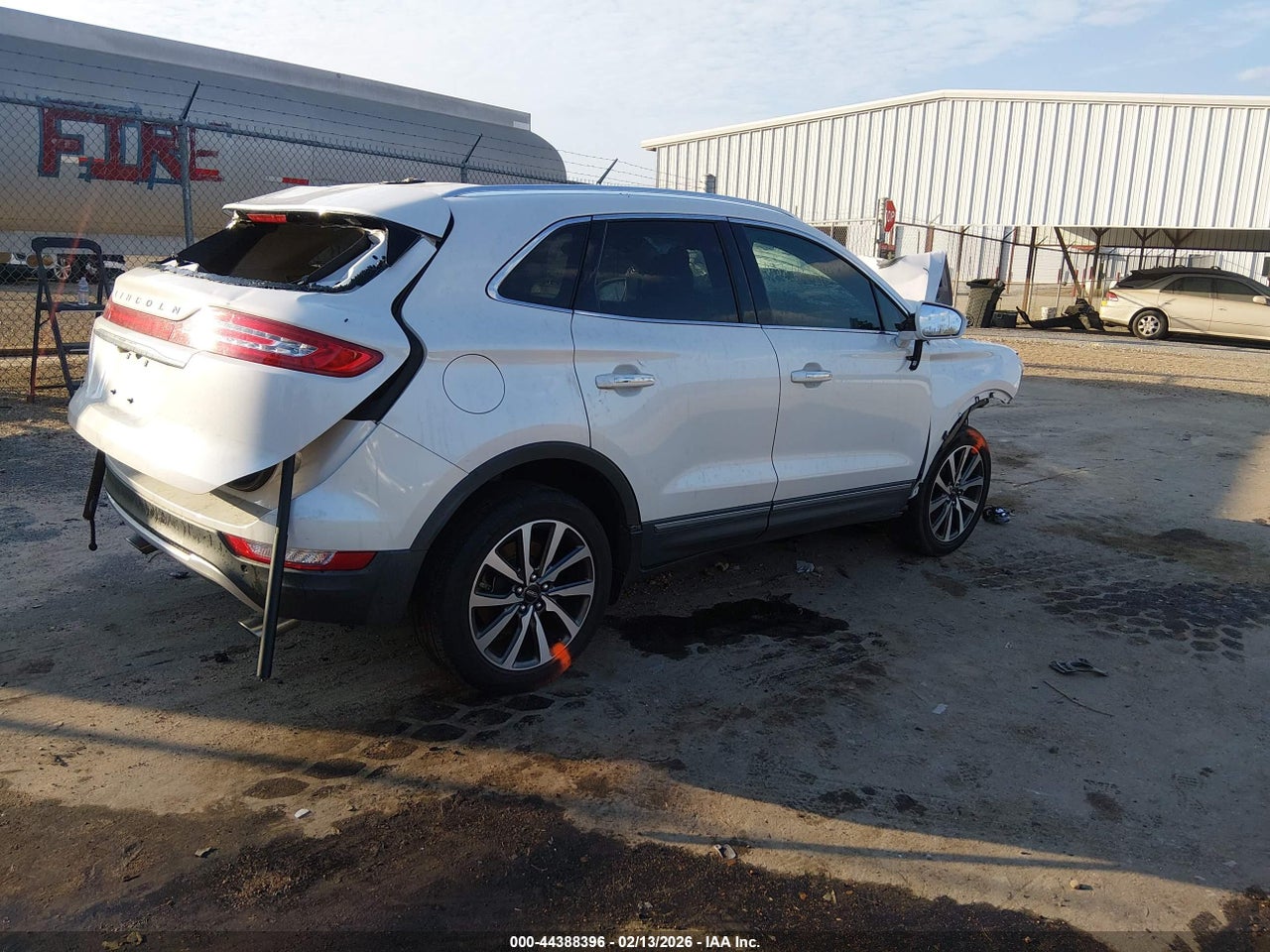 2019 LINCOLN MKC RESERVE · 4/11