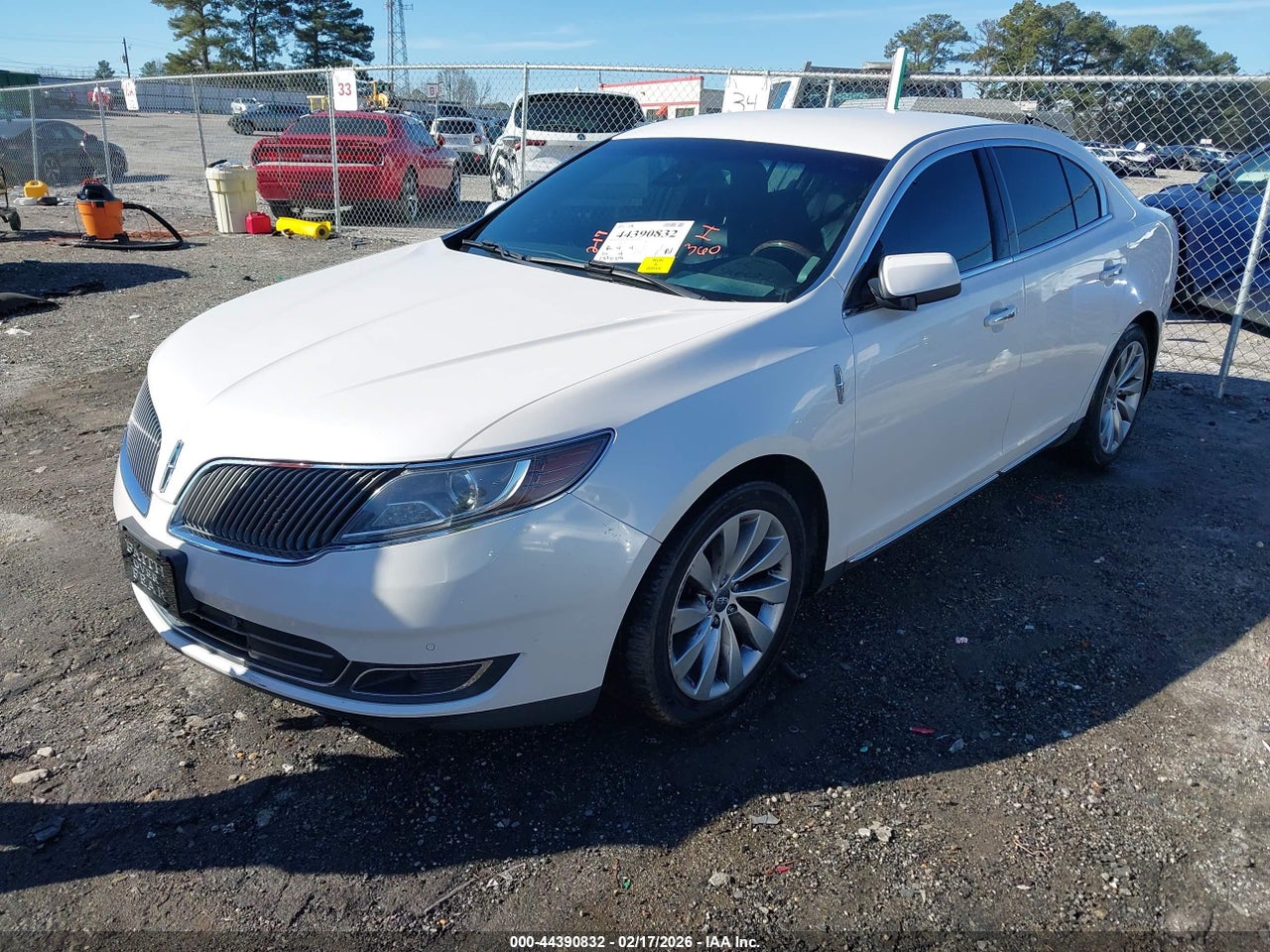 2015 LINCOLN MKS   · 2/11