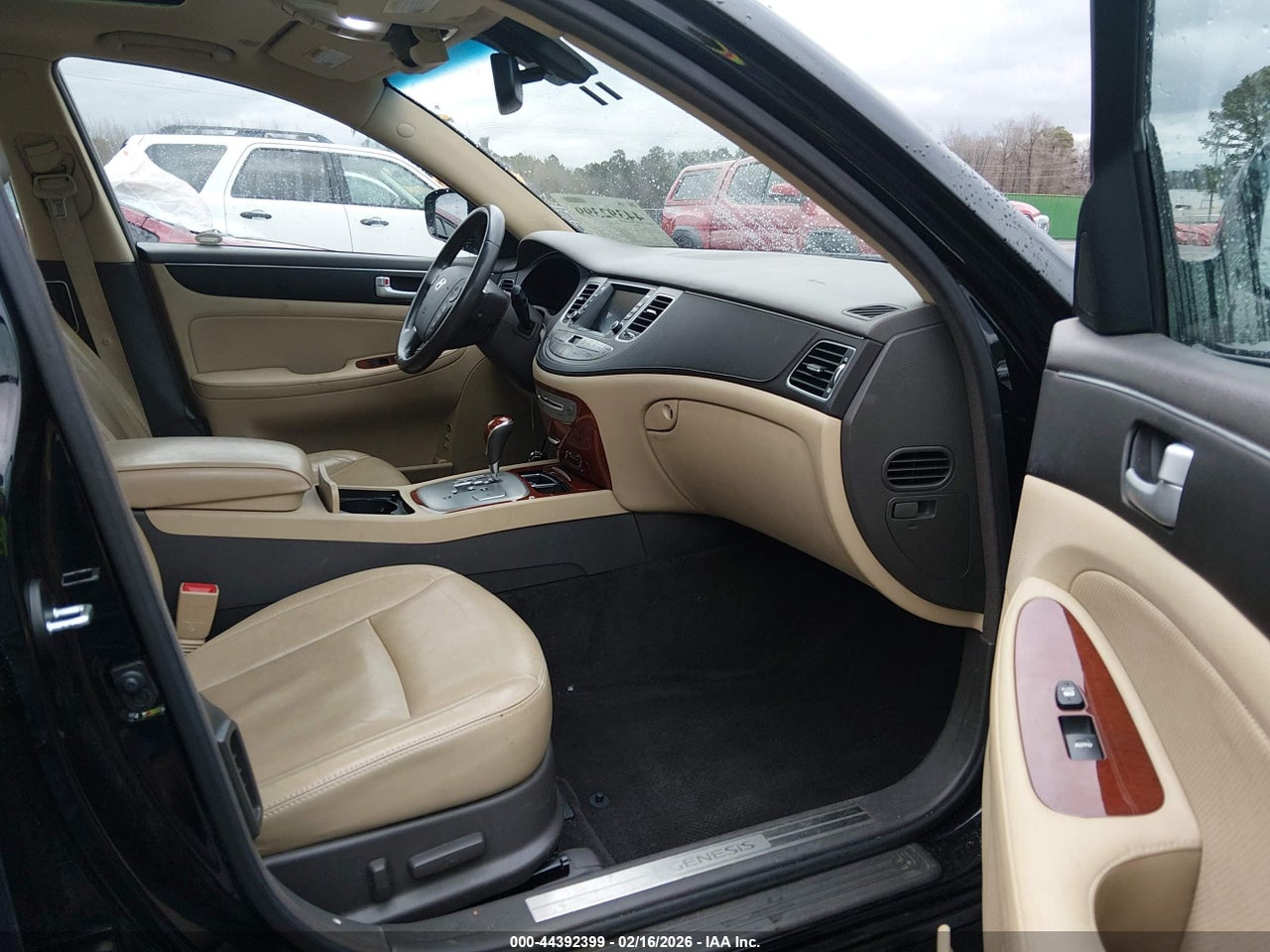 2013 HYUNDAI GENESIS 3.8 · 5/11