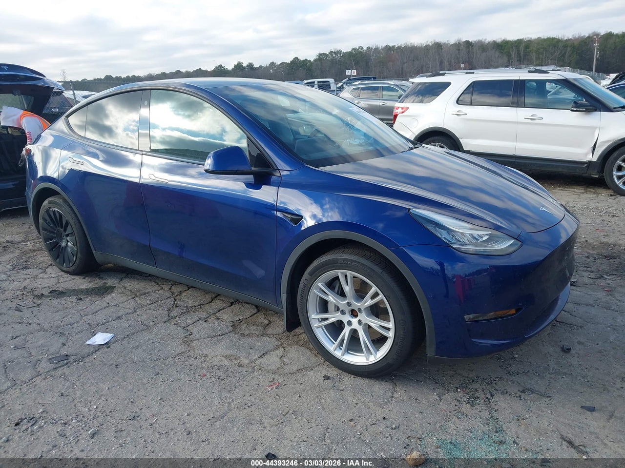 5YJYGDEE7MF****** · 2021 TESLA MODEL Y LONG RANGE DUAL MOTOR ALL-WHEEL DRIVE