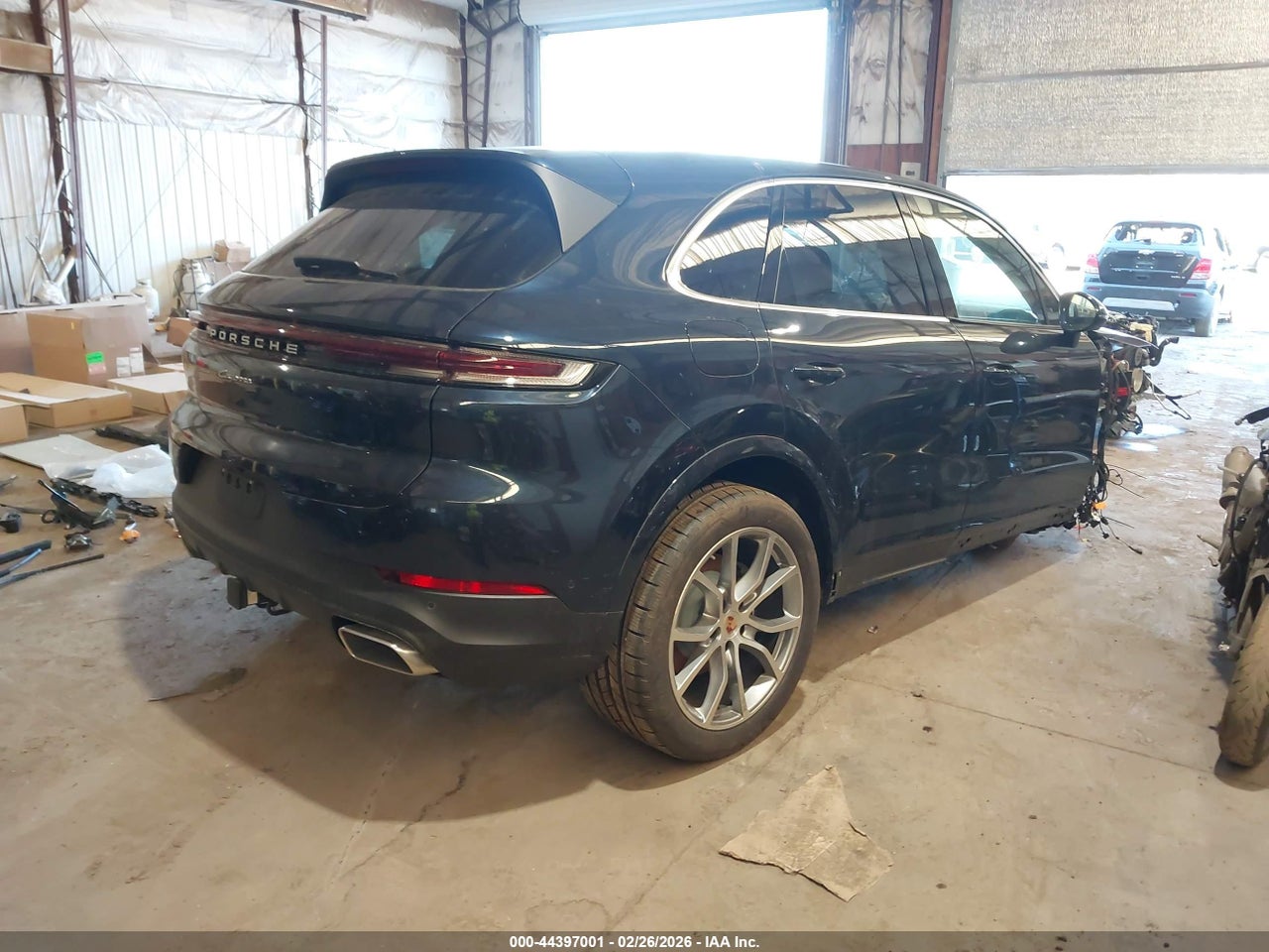 2025 PORSCHE CAYENNE · 4/11