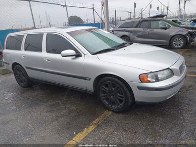 2004 VOLVO V70 2.5T
