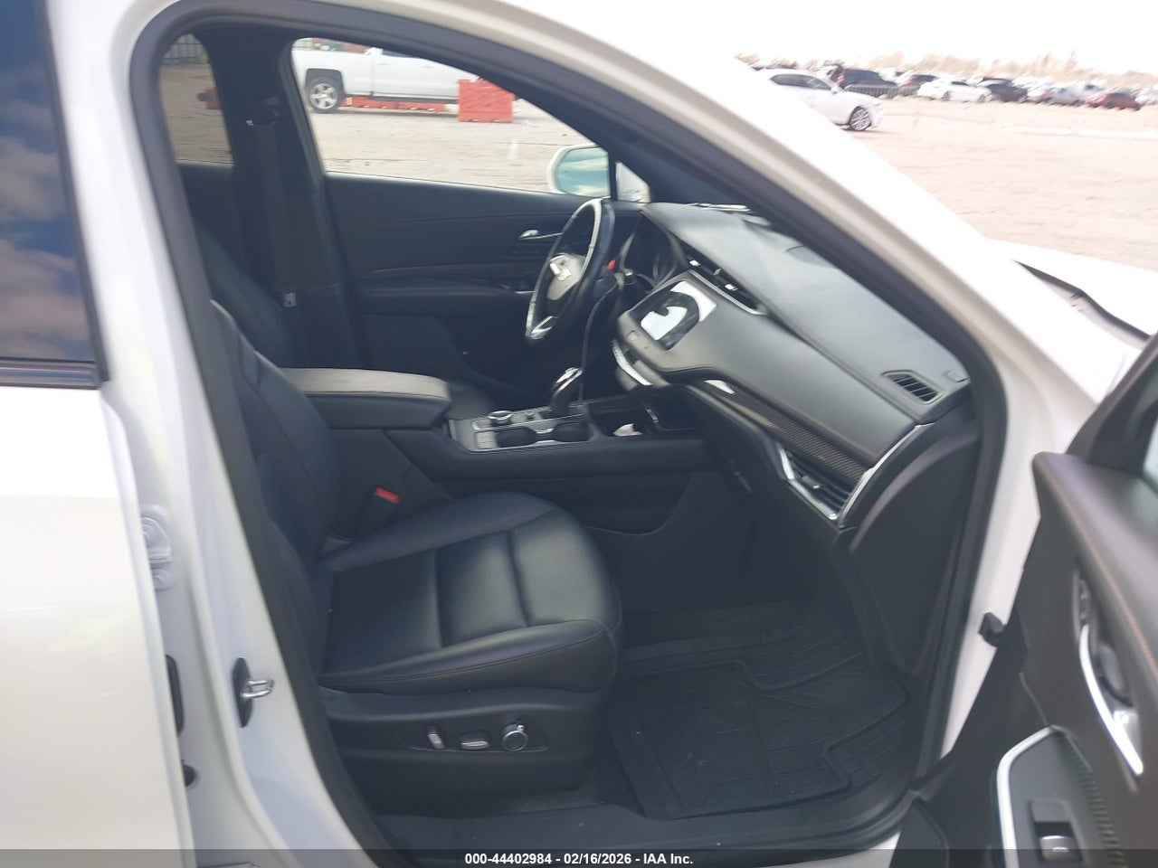 2021 CADILLAC XT4 FWD SPORT · 5/11