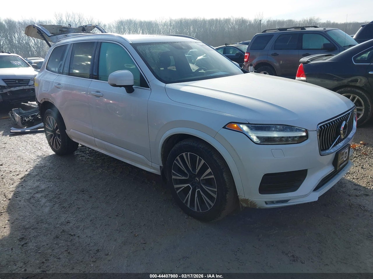 YV4A22PK8M1****** · 2021 VOLVO XC90 T6 MOMENTUM 7 PASSENGER