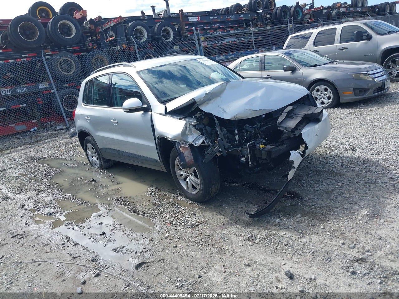 WVGAV7AXXGK****** · 2016 VOLKSWAGEN TIGUAN S