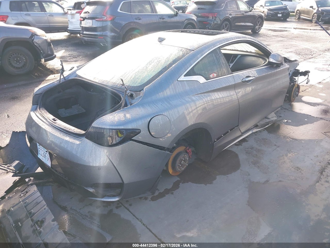 2017 INFINITI Q60 3.0T PREMIUM · 4/10