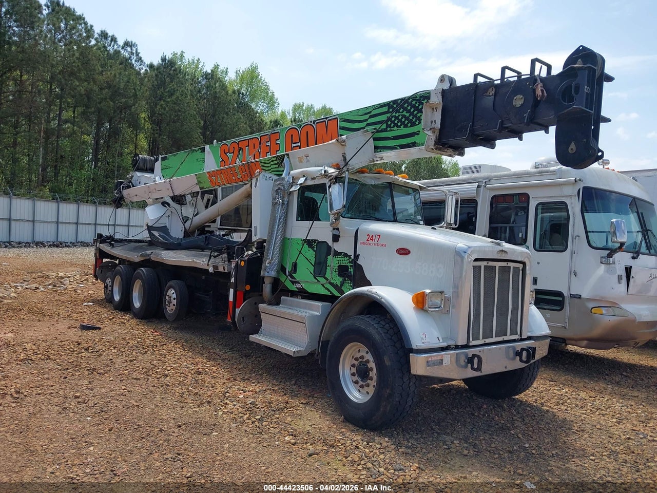1NPSXJTX4JD****** · 2018 PETERBILT 365