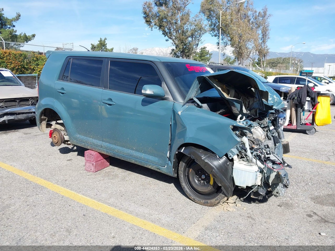 JTLKE50E591****** · 2009 SCION XB