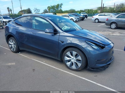 7SAYGDEE1NF****** · 2022 TESLA MODEL Y LONG RANGE DUAL MOTOR ALL-WHEEL DRIVE