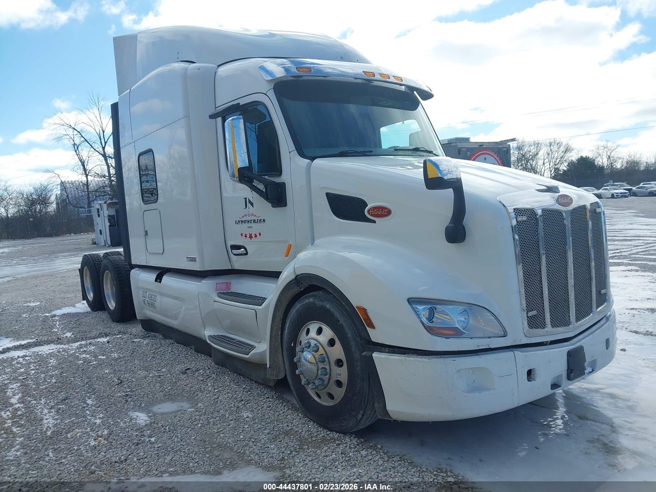 1XPBDP9XXLD****** · 2020 PETERBILT 579
