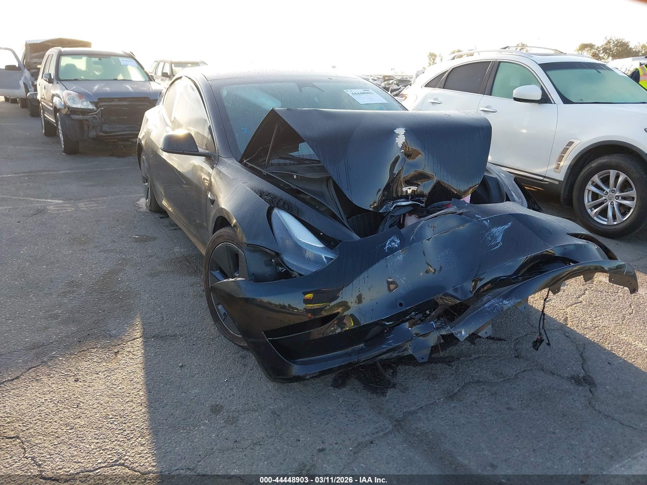 5YJ3E1EB2NF****** · 2022 TESLA MODEL 3 LONG RANGE DUAL MOTOR ALL-WHEEL DRIVE