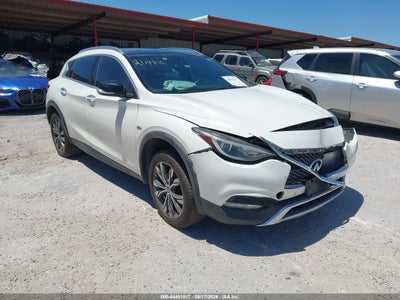 2017 INFINITI QX30 PREMIUM