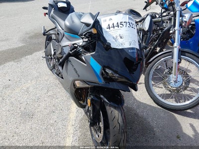 JKBZXJJ18SA****** · 2025 KAWASAKI ZX636 K