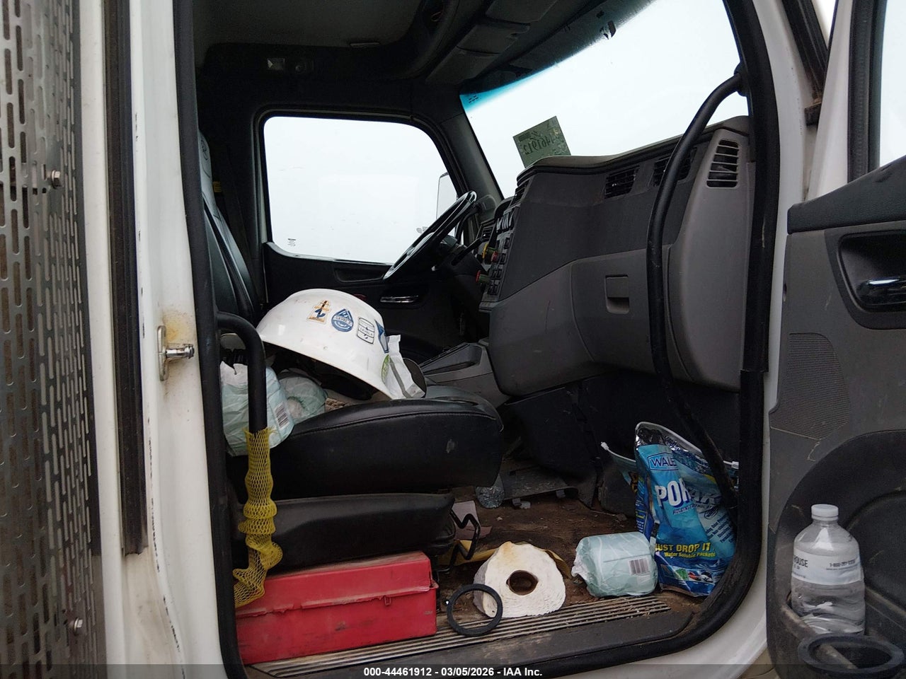 2015 PETERBILT 567 · 5/11