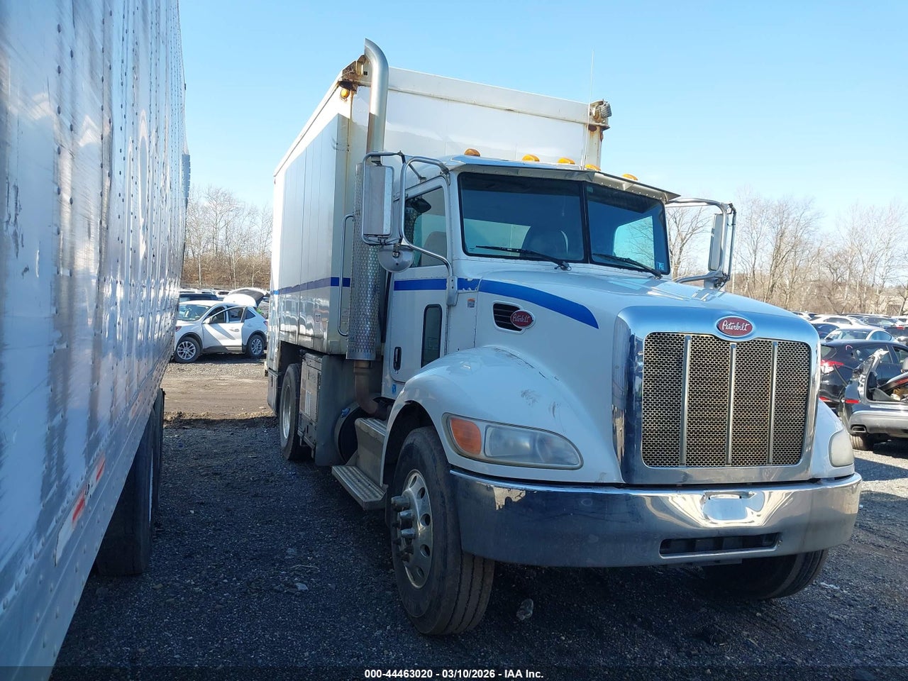 2014 PETERBILT 337