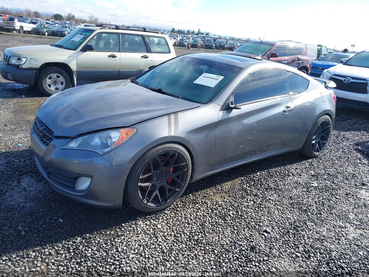 2010 HYUNDAI GENESIS 3.8 TRACK · 2/11