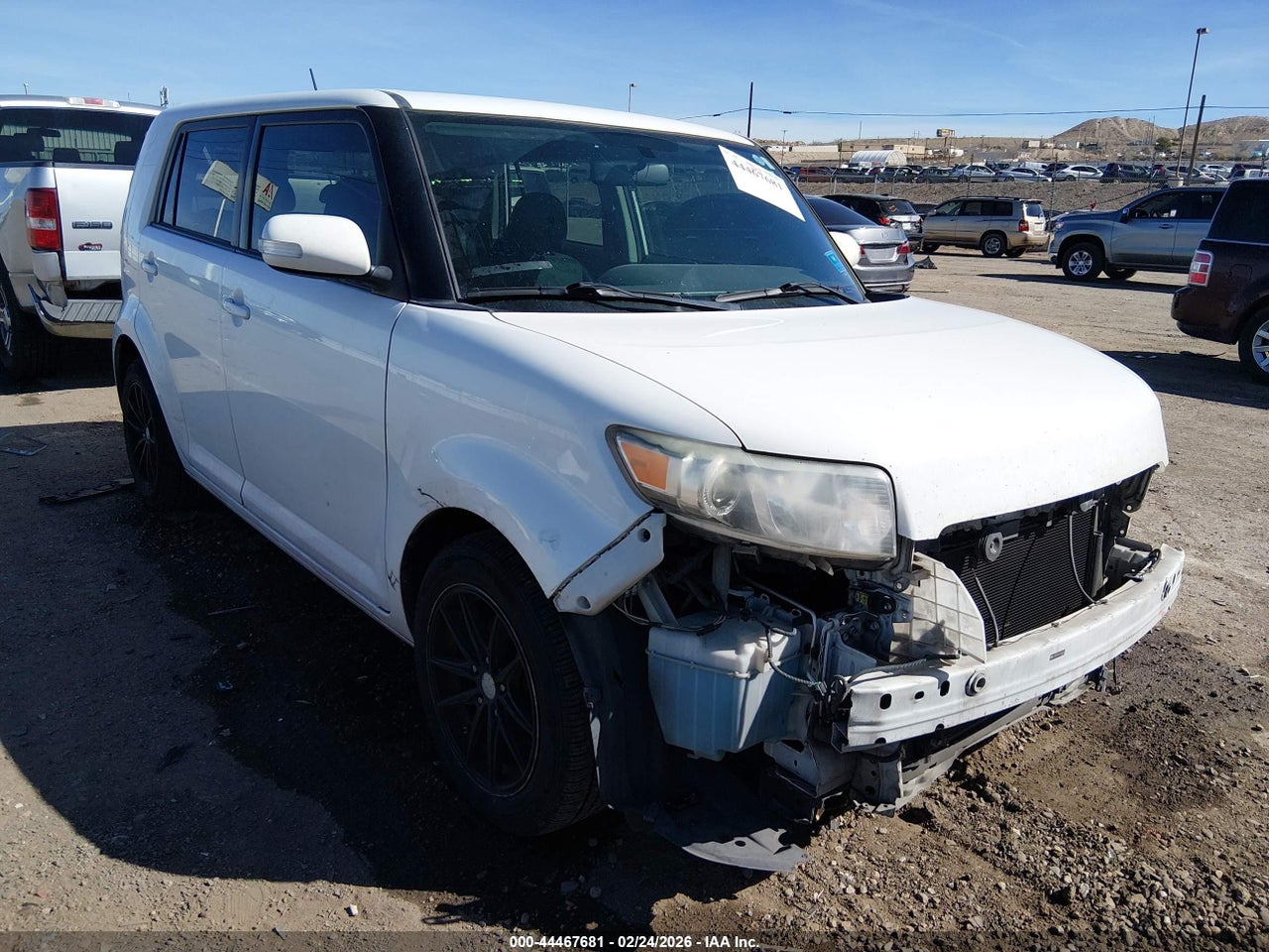 JTLZE4FE6FJ****** · 2015 SCION XB