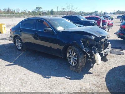JNKCV61EX9M****** · 2009 INFINITI G37 JOURNEY