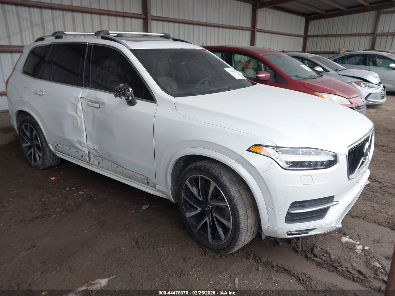 YV4A22PK5K1****** · 2019 VOLVO XC90 T6 MOMENTUM