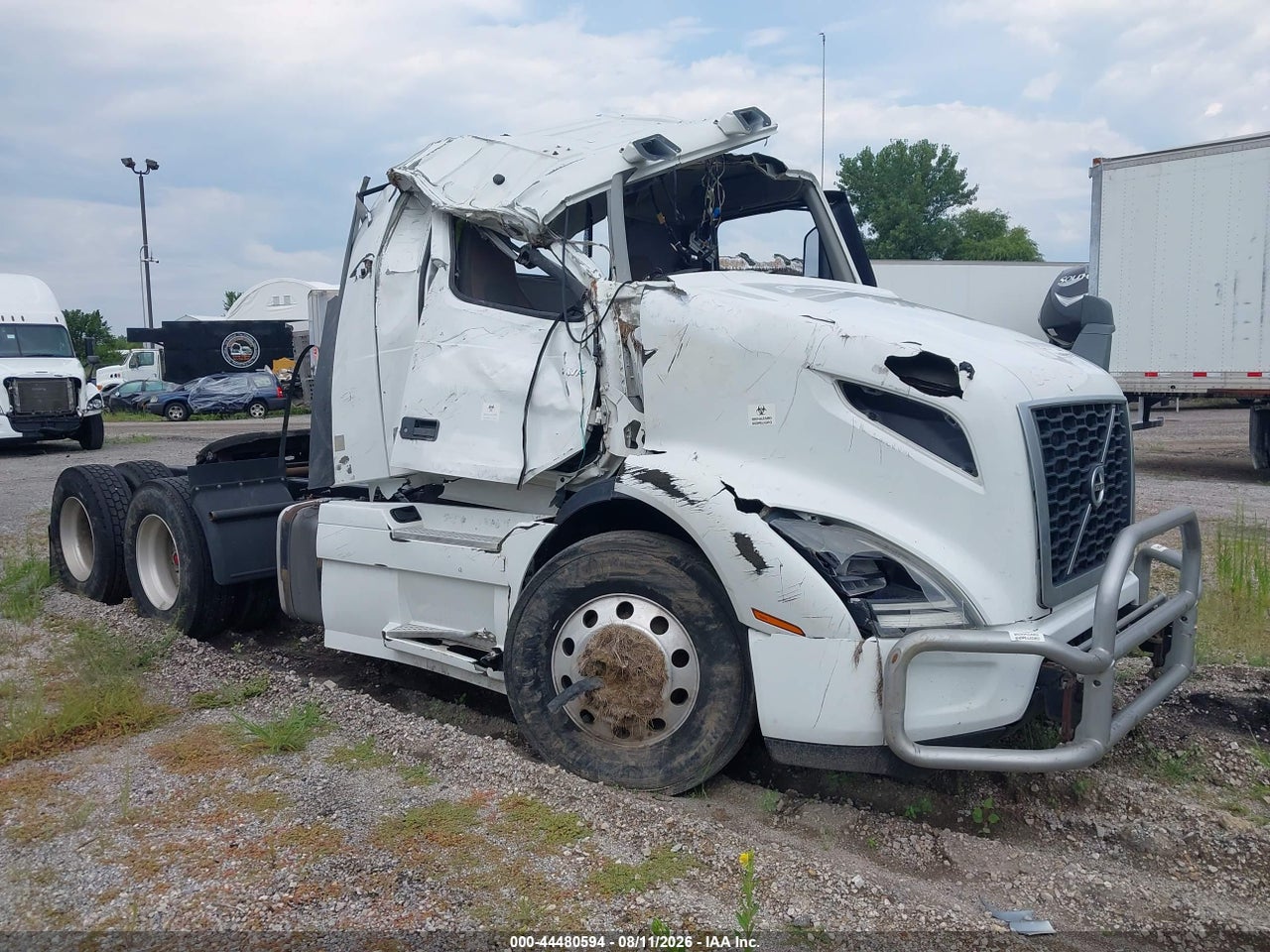 4V4WB9EHXLN****** · 2020 VOLVO VNR