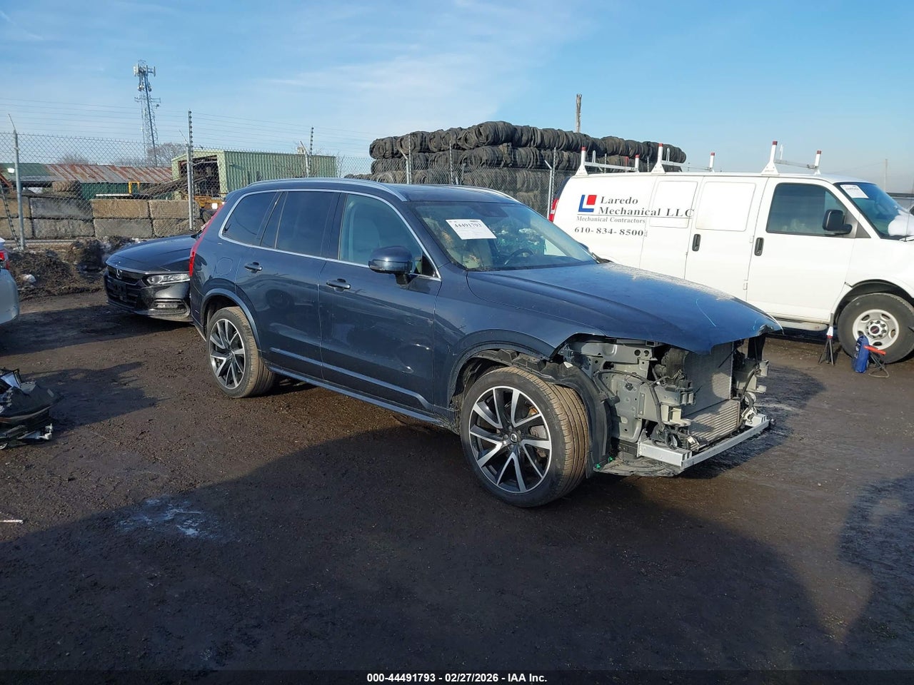 YV4A221K9N1****** · 2022 VOLVO XC90 T6 MOMENTUM 6 PASSENGER
