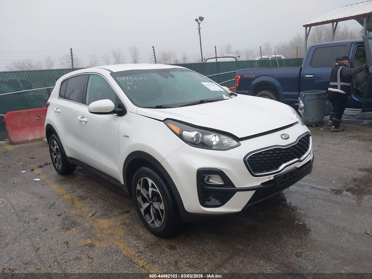 KNDPMCAC8M7****** · 2021 KIA SPORTAGE LX