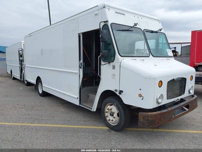 2010 FREIGHTLINER CHASSIS M LINE WALK-IN VAN