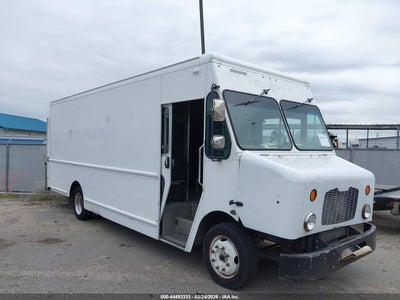 2010 FREIGHTLINER CHASSIS M LINE WALK-IN VAN