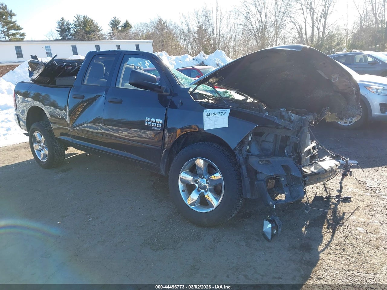 1C6RR7FG4KS****** · 2019 RAM 1500 CLASSIC EXPRESS  4X4 6'4 BOX
