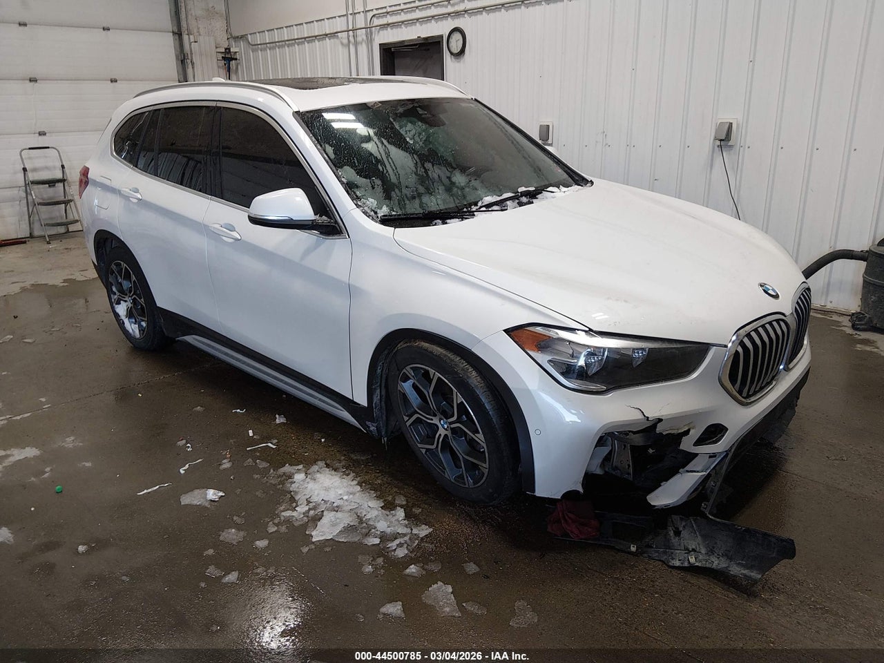 WBXJG9C09M5****** · 2021 BMW X1 XDRIVE28I