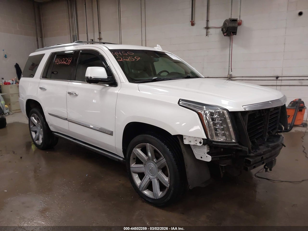 1GYS4CKJ7GR****** · 2016 CADILLAC ESCALADE PREMIUM COLLECTION