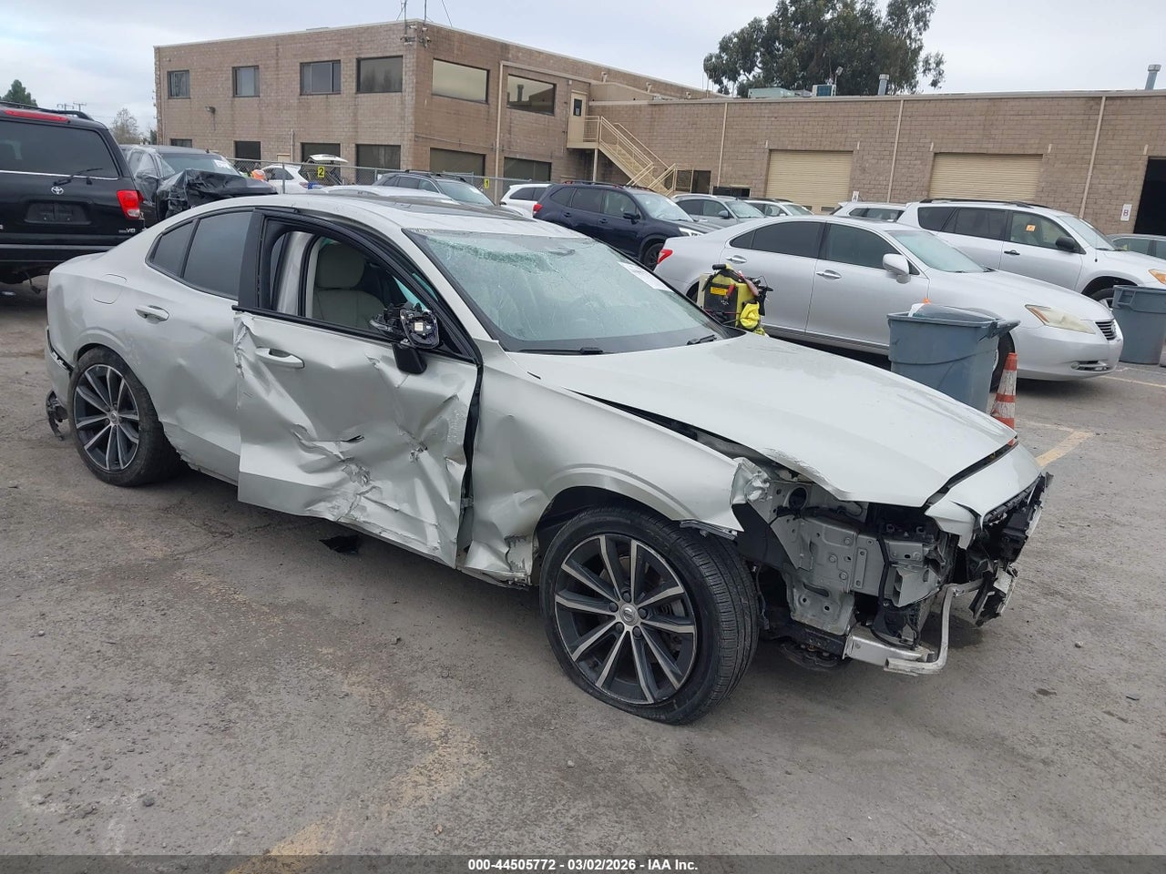 7JR102TZ8MG****** · 2021 VOLVO S60 T5 MOMENTUM