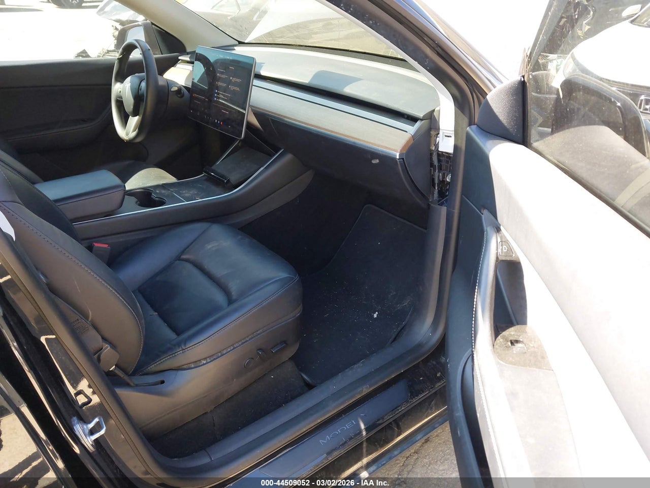 2020 TESLA MODEL Y LONG RANGE DUAL MOTOR ALL-WHEEL DRIVE · 5/10