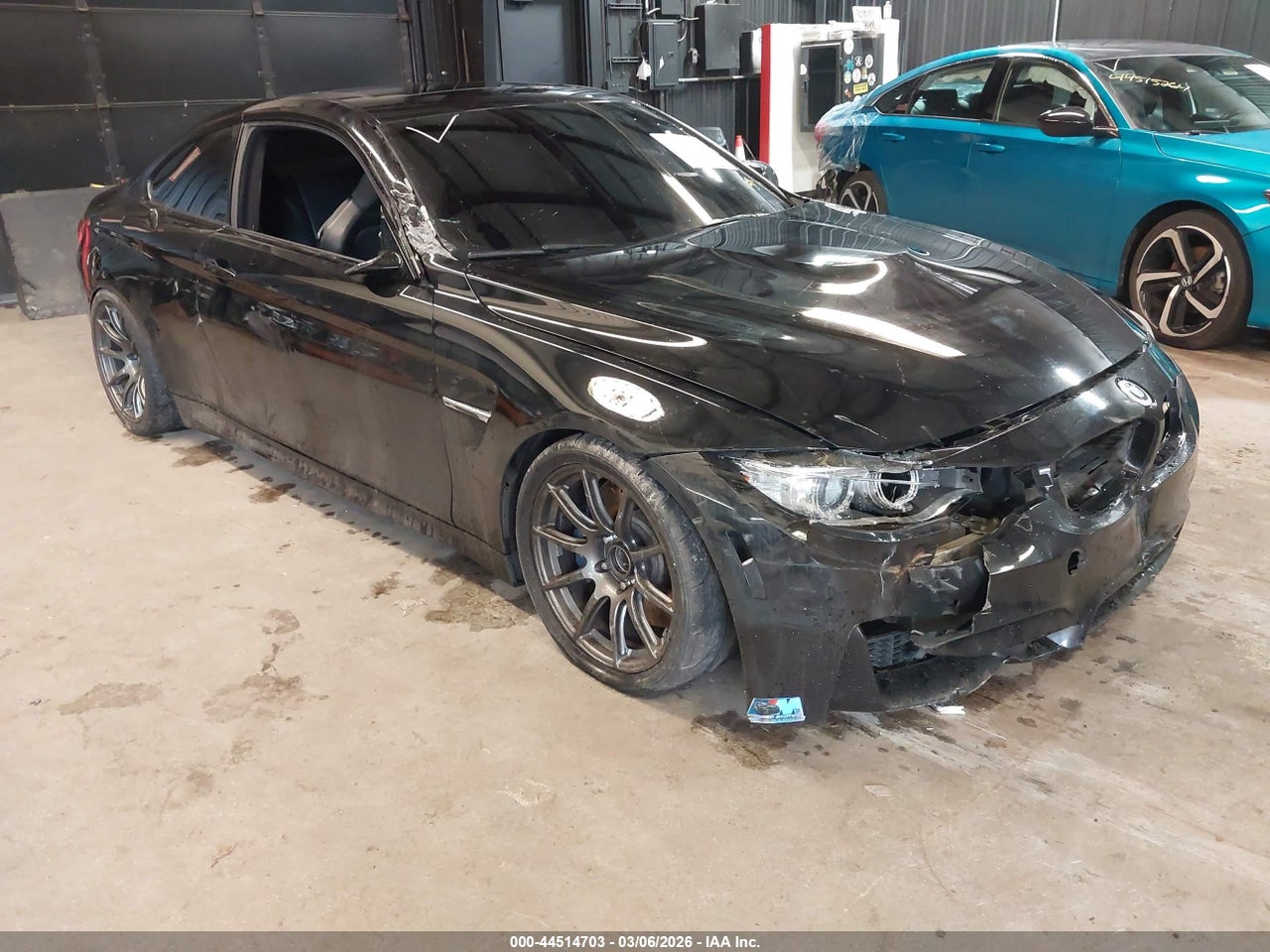 WBS3R9C5XFK****** · 2015 BMW M4