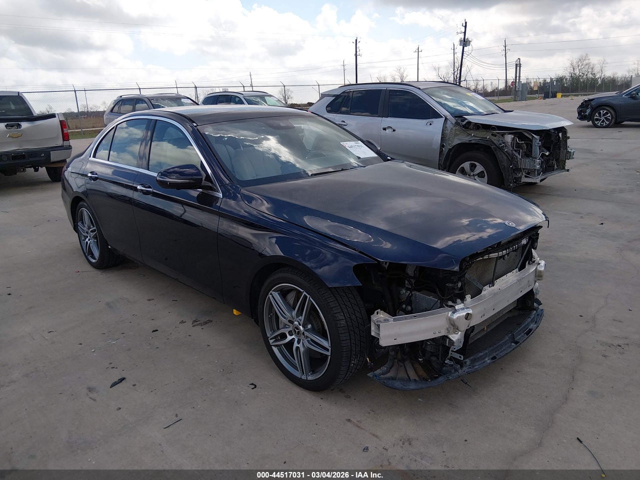 WDDZF4JB8KA****** · 2019 MERCEDES-BENZ E 300