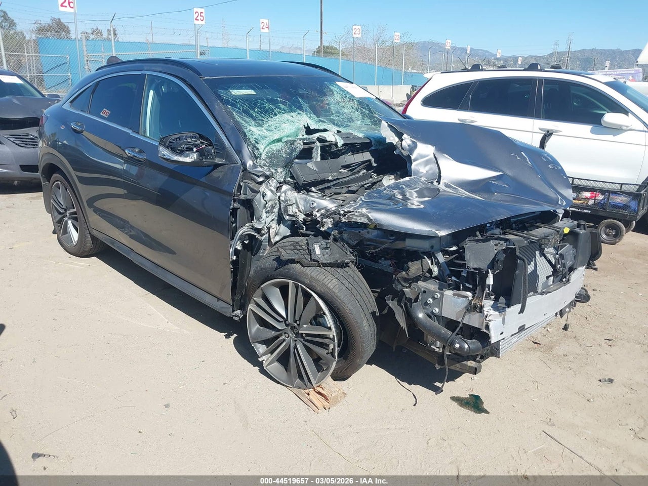 3PCAJ5JR3SF****** · 2025 INFINITI QX55 LUXE AWD