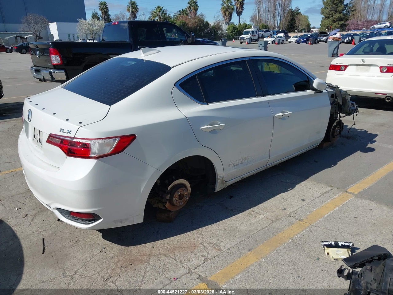 2016 ACURA ILX PREMIUM   A-SPEC PACKAGES/TECHNOLOGY PLUS   A-SPEC PACKAGES · 4/10