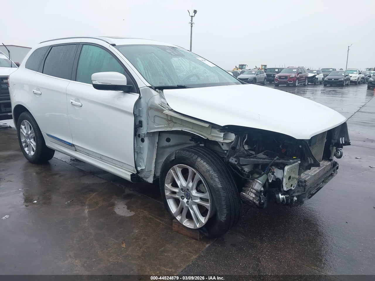 YV440MDM5G2****** · 2016 VOLVO XC60 T5 DRIVE-E PLATINUM