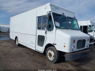 2010 FREIGHTLINER CHASSIS M LINE WALK-IN VAN