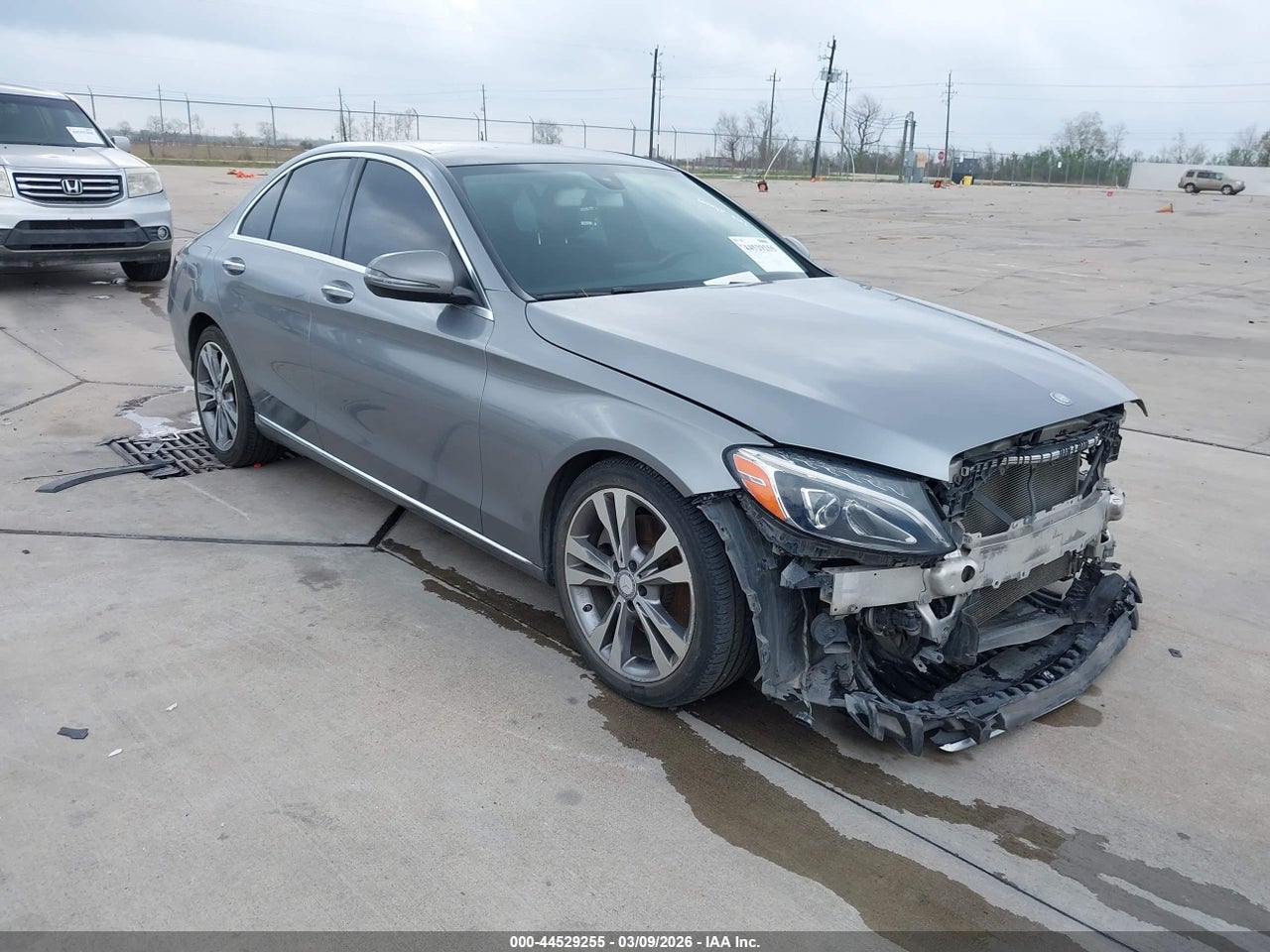55SWF4JB0GU****** · 2016 MERCEDES-BENZ C 300