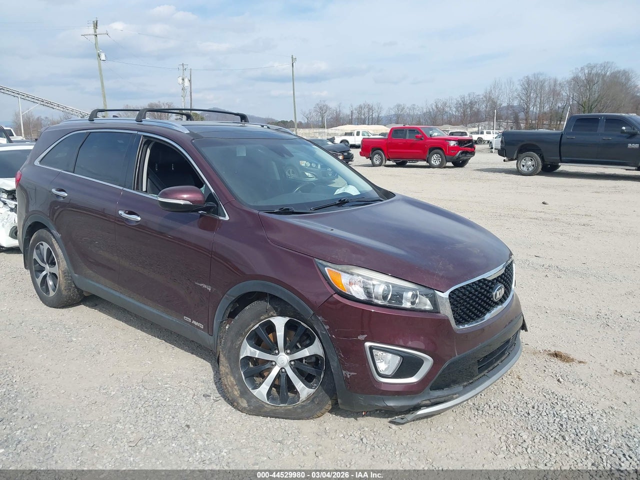 5XYPHDA5XJG****** · 2018 KIA SORENTO 3.3L EX