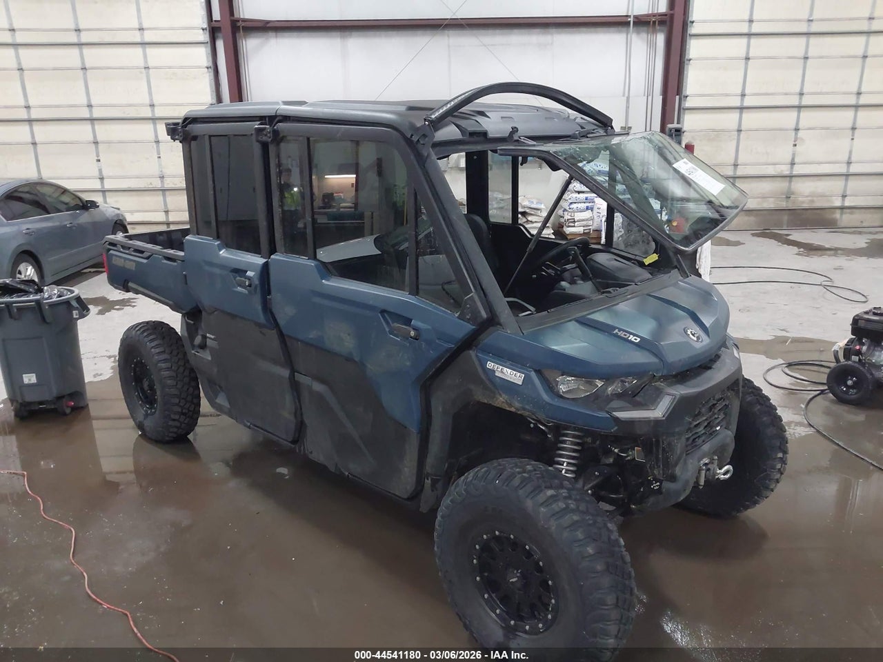 3JBUUAX4XSK****** · 2025 CAN-AM DEFENDER MAX LIMITED CAB HD10/LONE STAR HD10